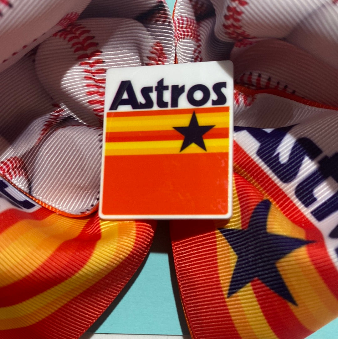 Astros bow